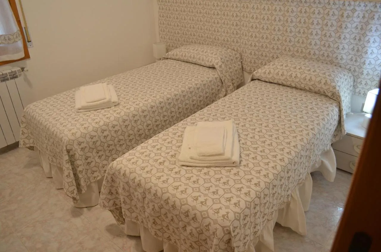 Holiday home Casa Vacanza A Maria Pia Alghero Italy